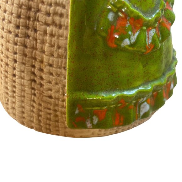 Vintage 70s Pottery Maiden in Bonnet Button Eyes Utensil Knitting Holder Green - Picture 3 of 9